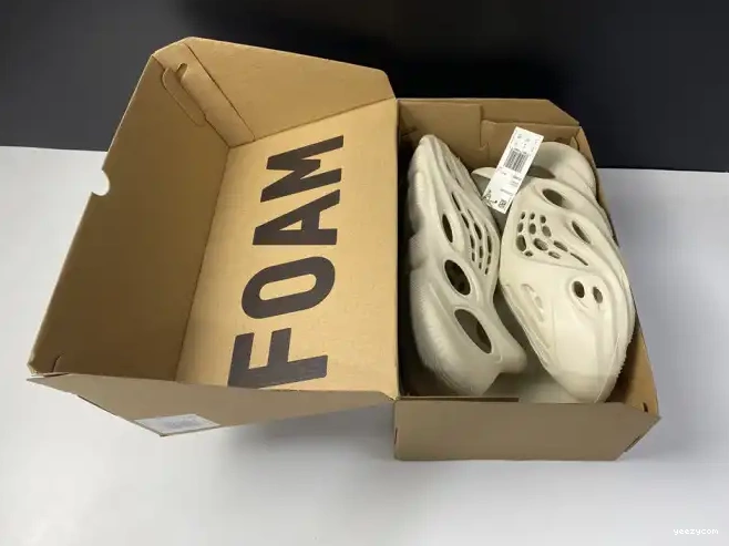 Sand FY4567 Yeezy Foam RNNR Adidas 0501